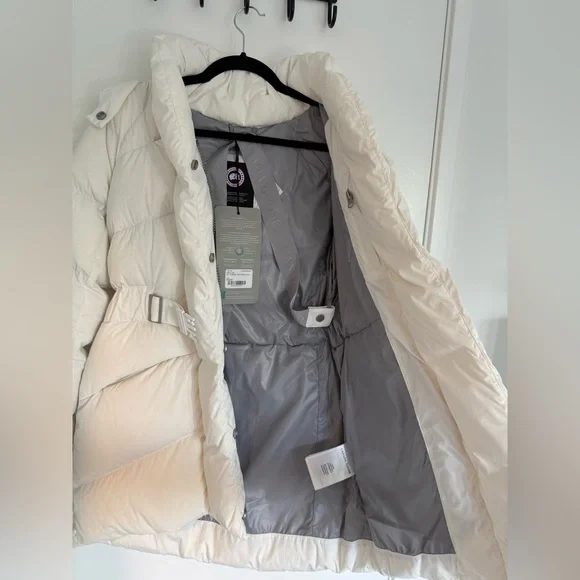NEW! Canada Goose Marlow Coat in Northstar White - Picture 3 of 12